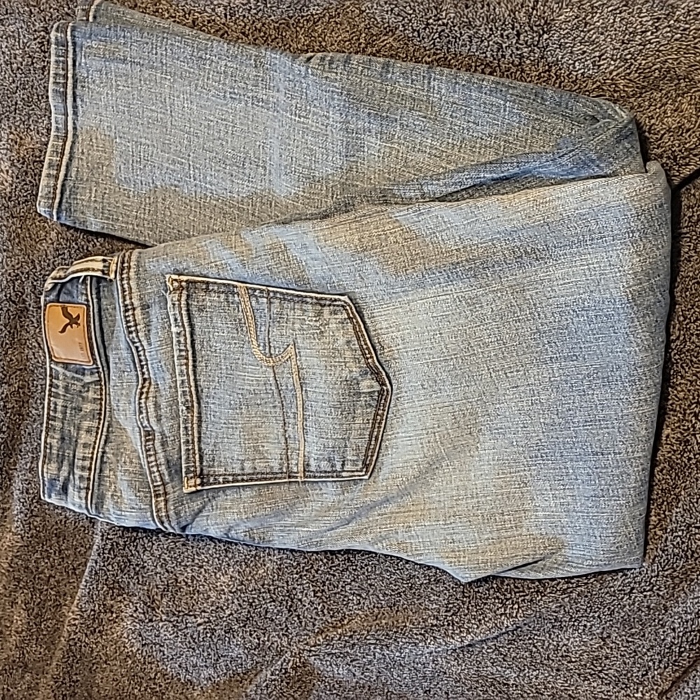 Womens American Eagle crop jeans